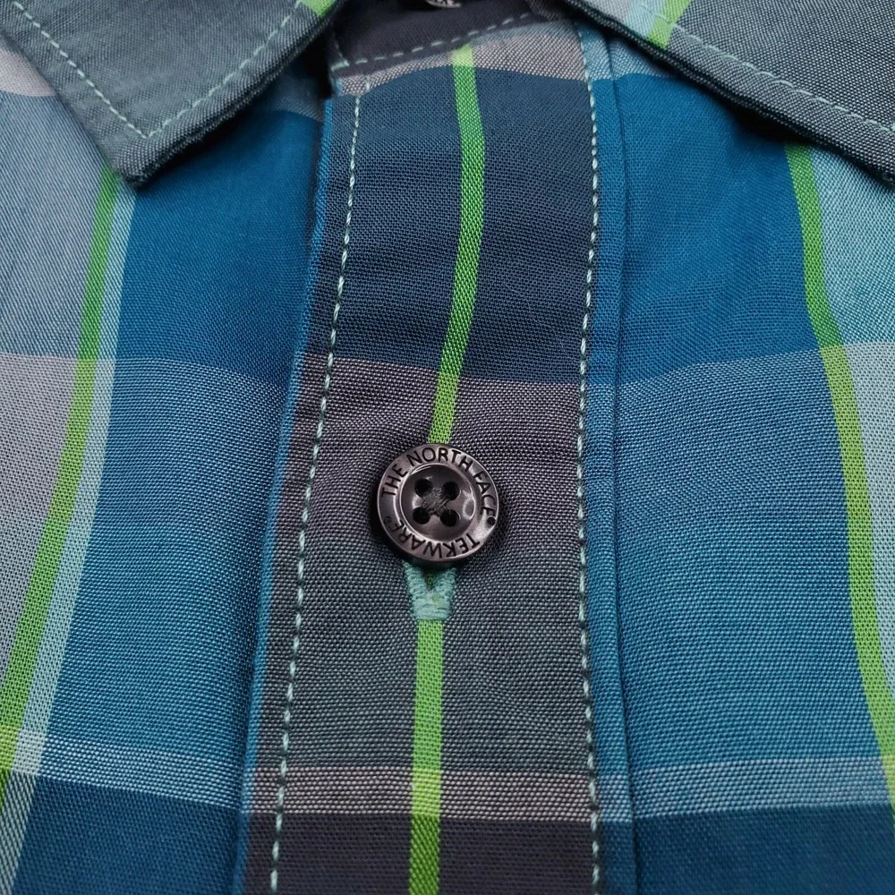North Face Shirt Mens Large Blue Gray Plaid Button Up Outdoor Athleisure